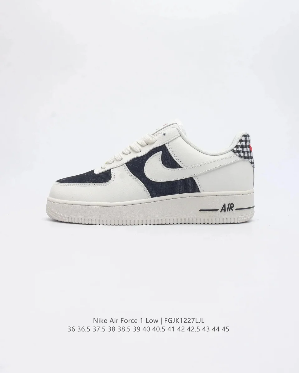 Nike Air Force 1 Low Sail/Black Sneakers