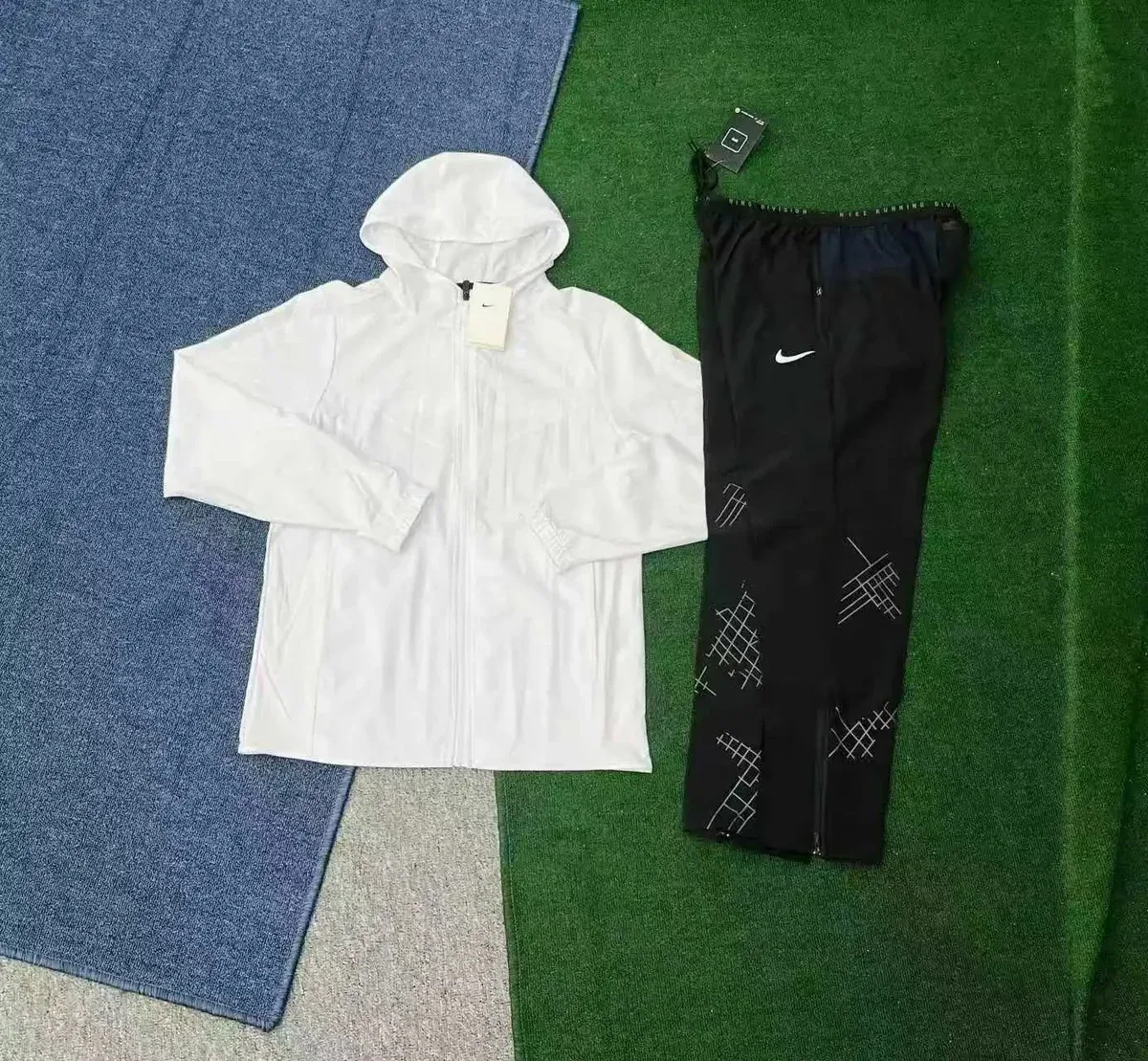 Nike Air Tech Fleece White/Black Set