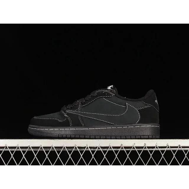 Nike Air Jordan 1 Low Triple Black Sneakers