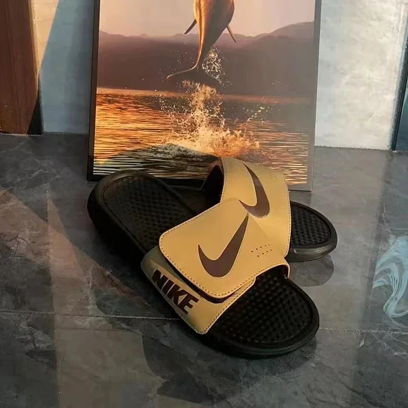 Nike Benassi Sail/Black Sandals