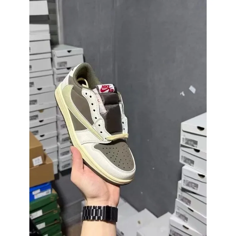 Nike Air Jordan 1 Low 'Olive' Sneakers