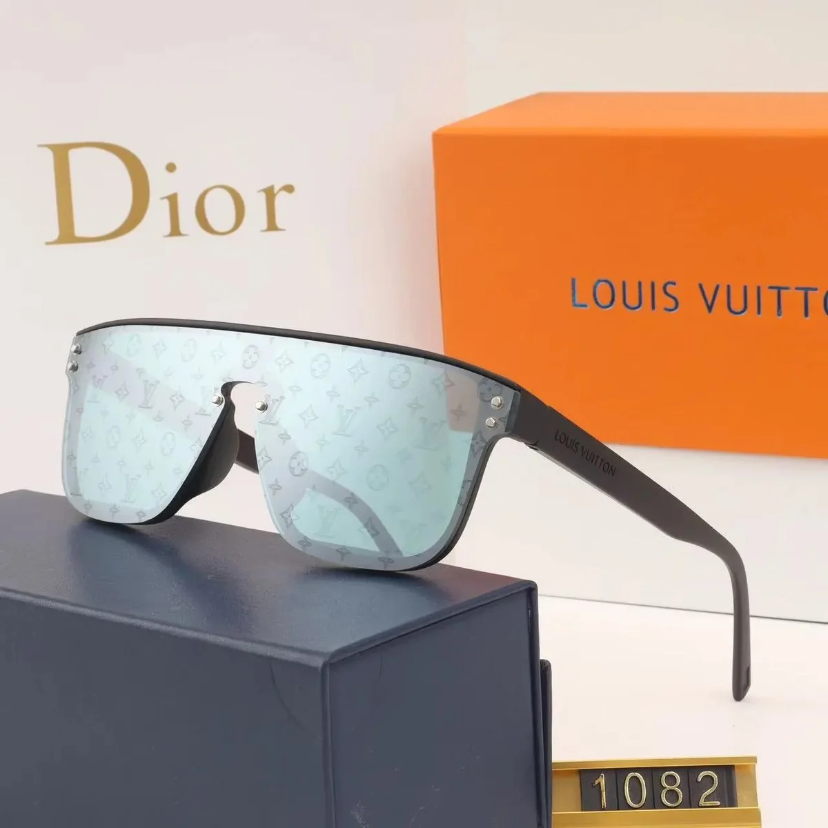 Louis Vuitton Tabi 29 Green Sunglasses