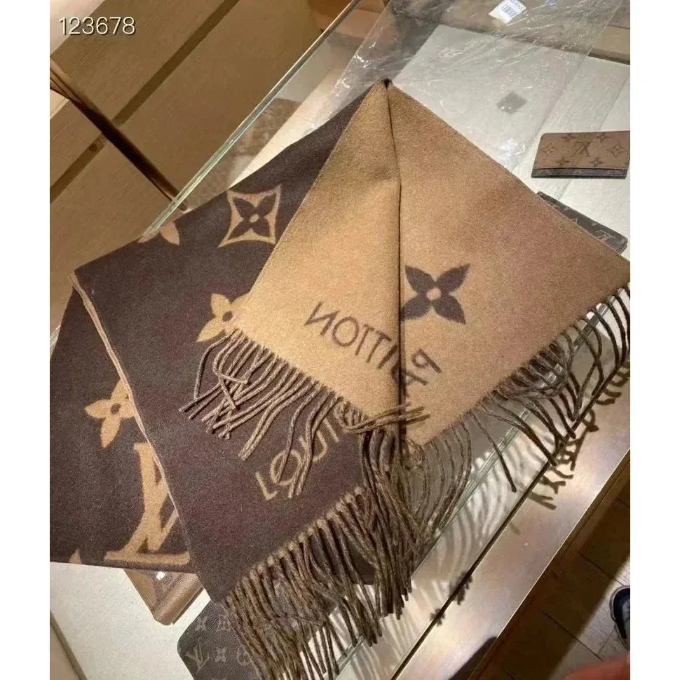 Louis Vuitton Monogram Scarf Beige/Brown