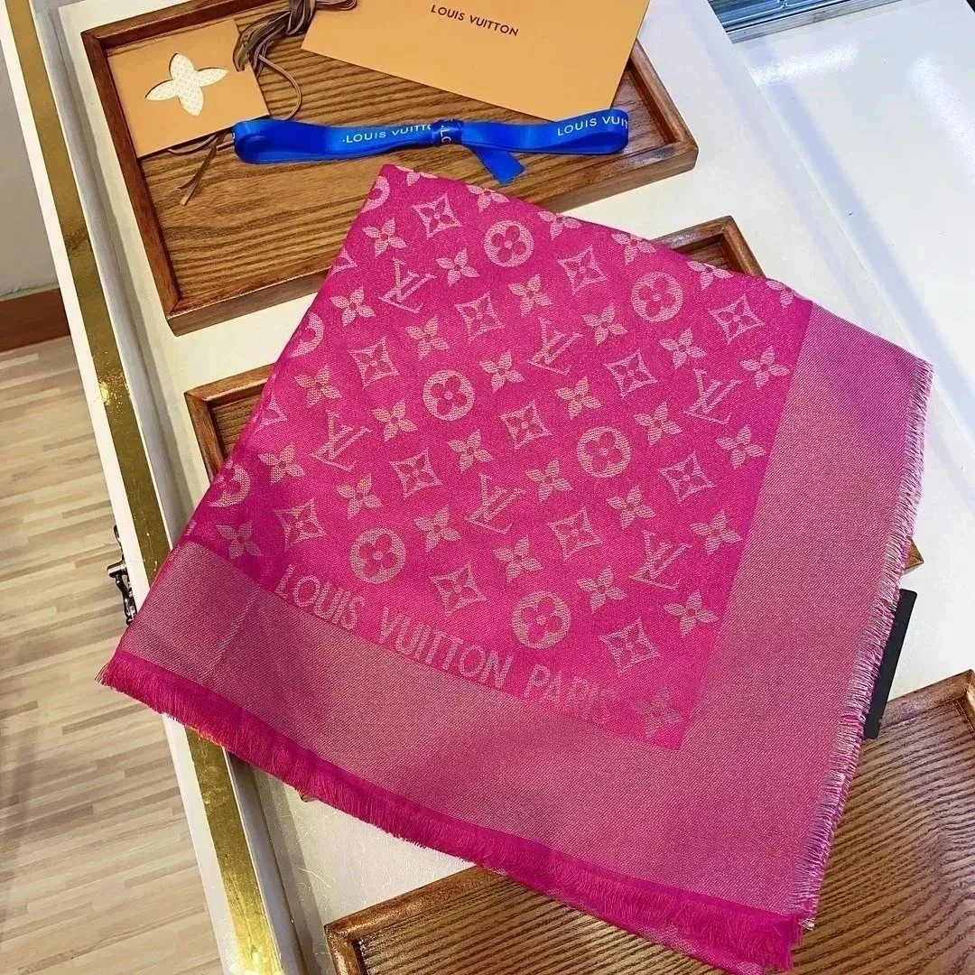 Louis Vuitton Neverfull Pink Scarf
