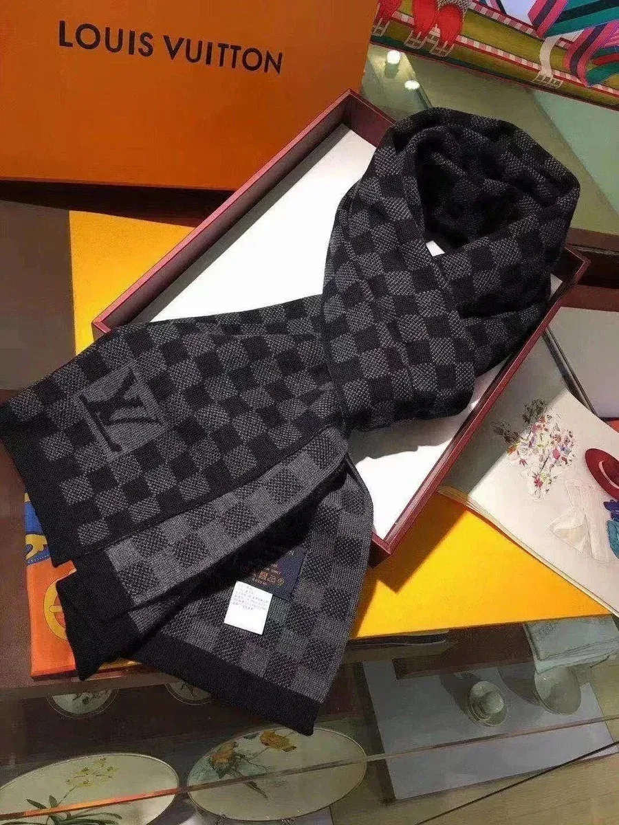 Louis Vuitton Louis Vuitton Damier Check Scarf Black