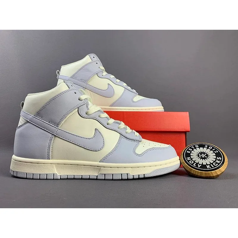 Nike Dunk High Sail/University Red Sneakers