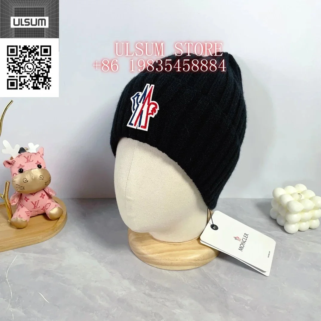 Moncler Black Logo Beanie Hat