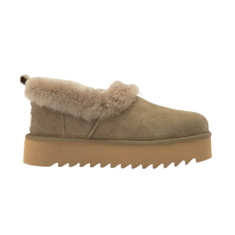 UGG Classic Short Sheepskin Platform Boot