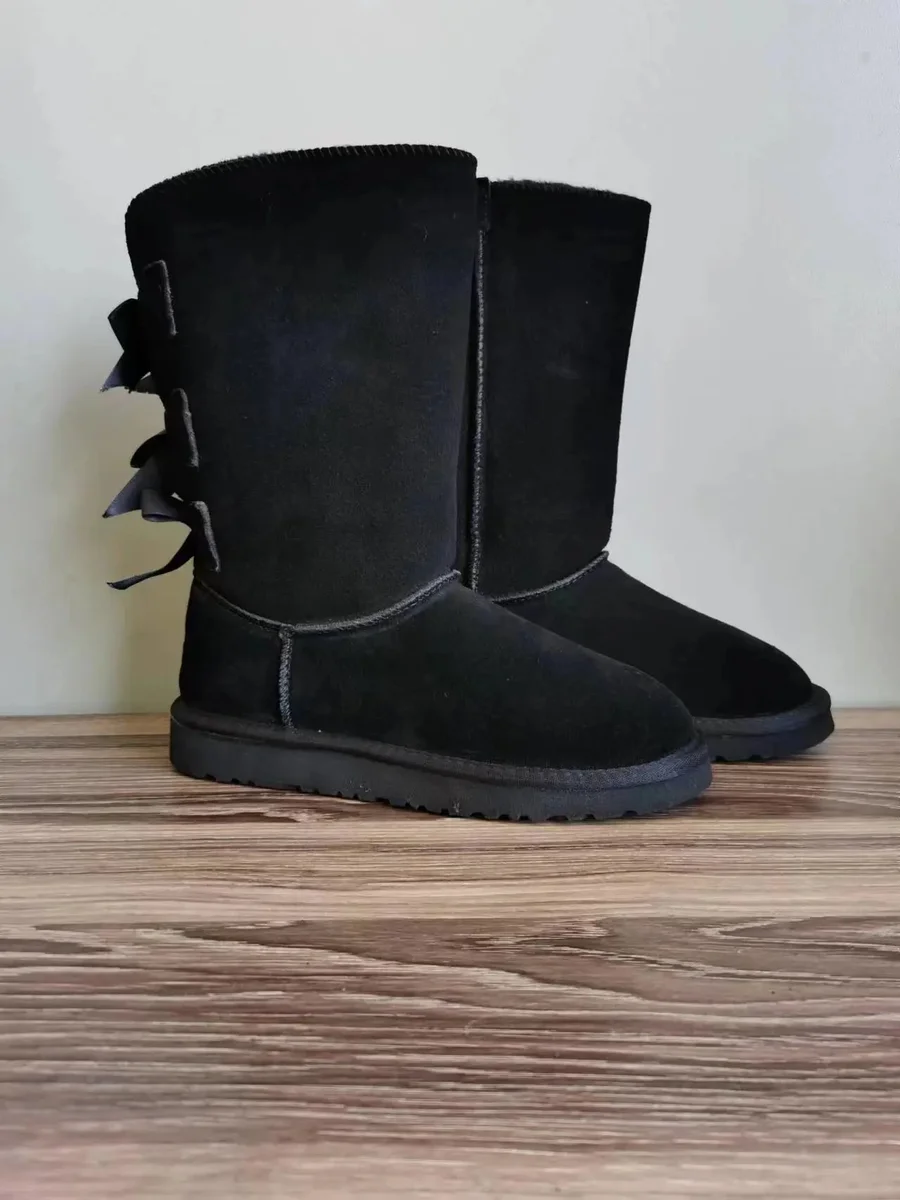 UGG Classic Short Black Boots
