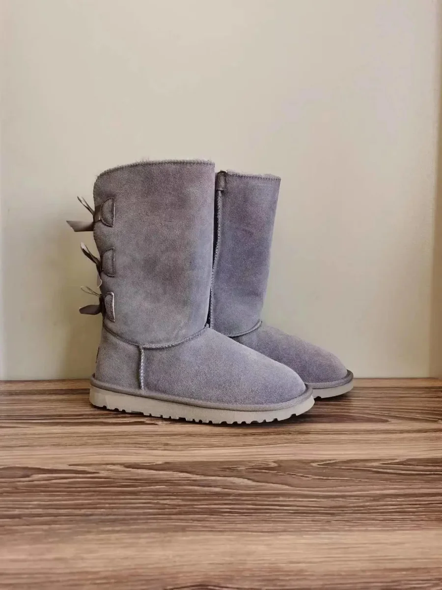 UGG Classic Short Bow Grey Boots