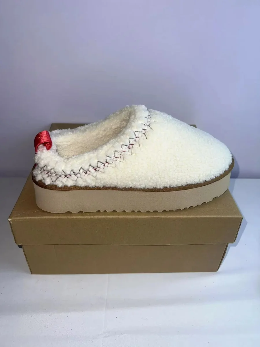 White Shearling Slippers with Red Tab