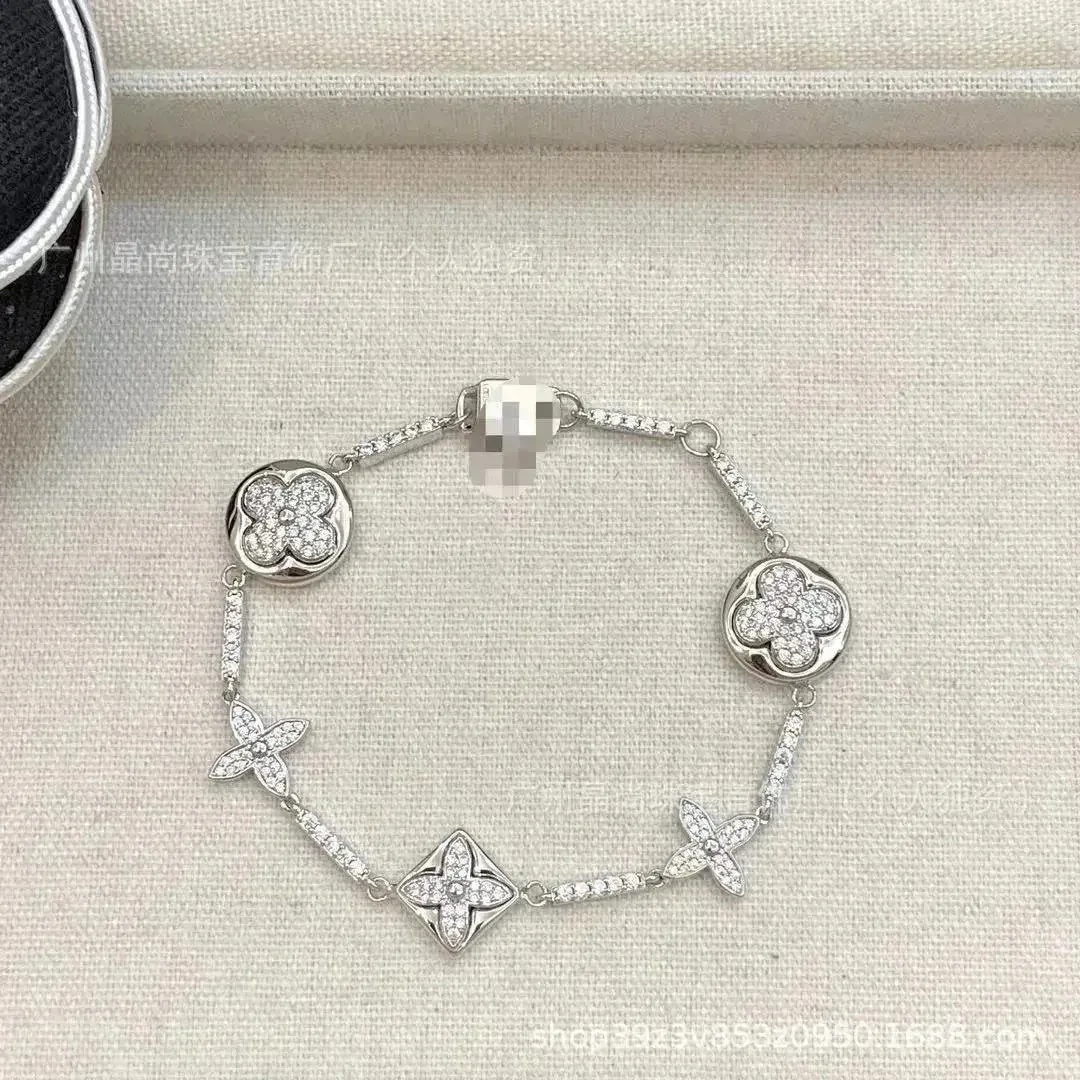 Louis Vuitton Tabi Flower Bracelet Silver Jewelry