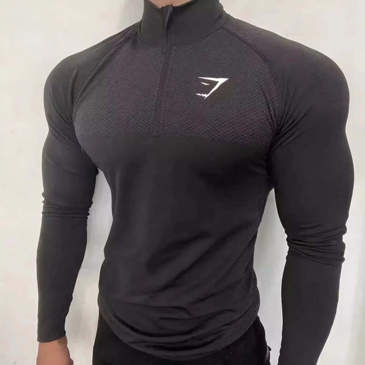 Unisex Gymshark 22 Black Long Sleeve Top