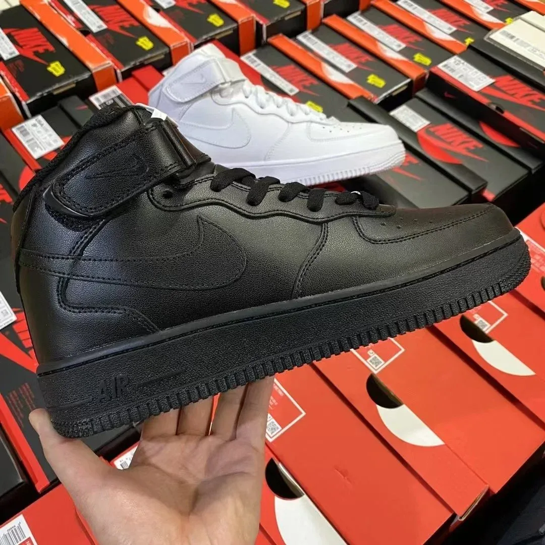 Nike Air Force 1 Mid Triple Black Sneakers
