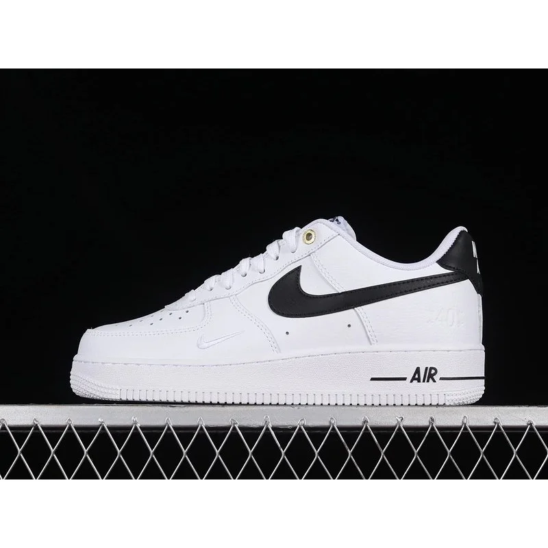 Nike Air Force 1 White/Black Sneakers