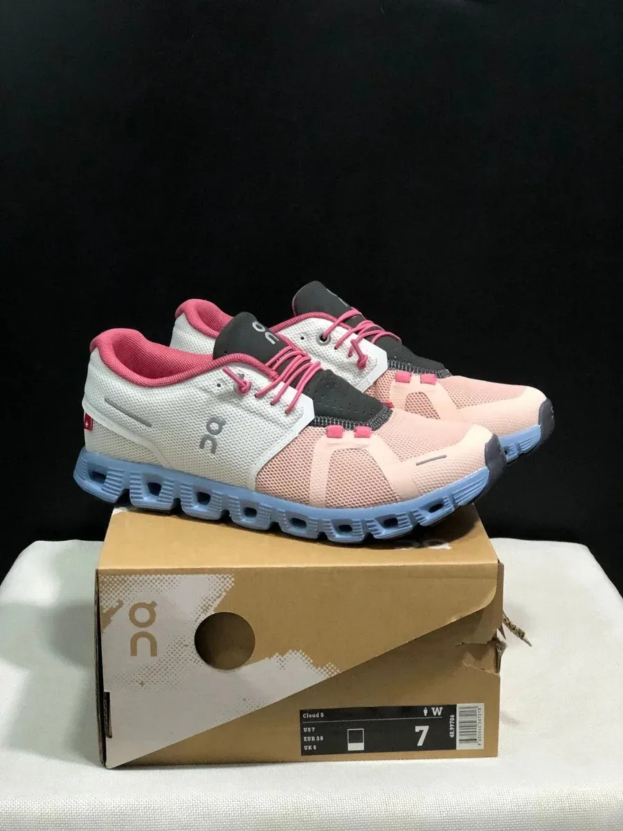 On Running Cloud 5 Pink/White Sneakers