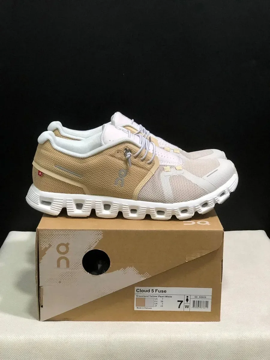 On Running Cloud 5 Fuse Grassland Yellow/Pearl White Sneakers