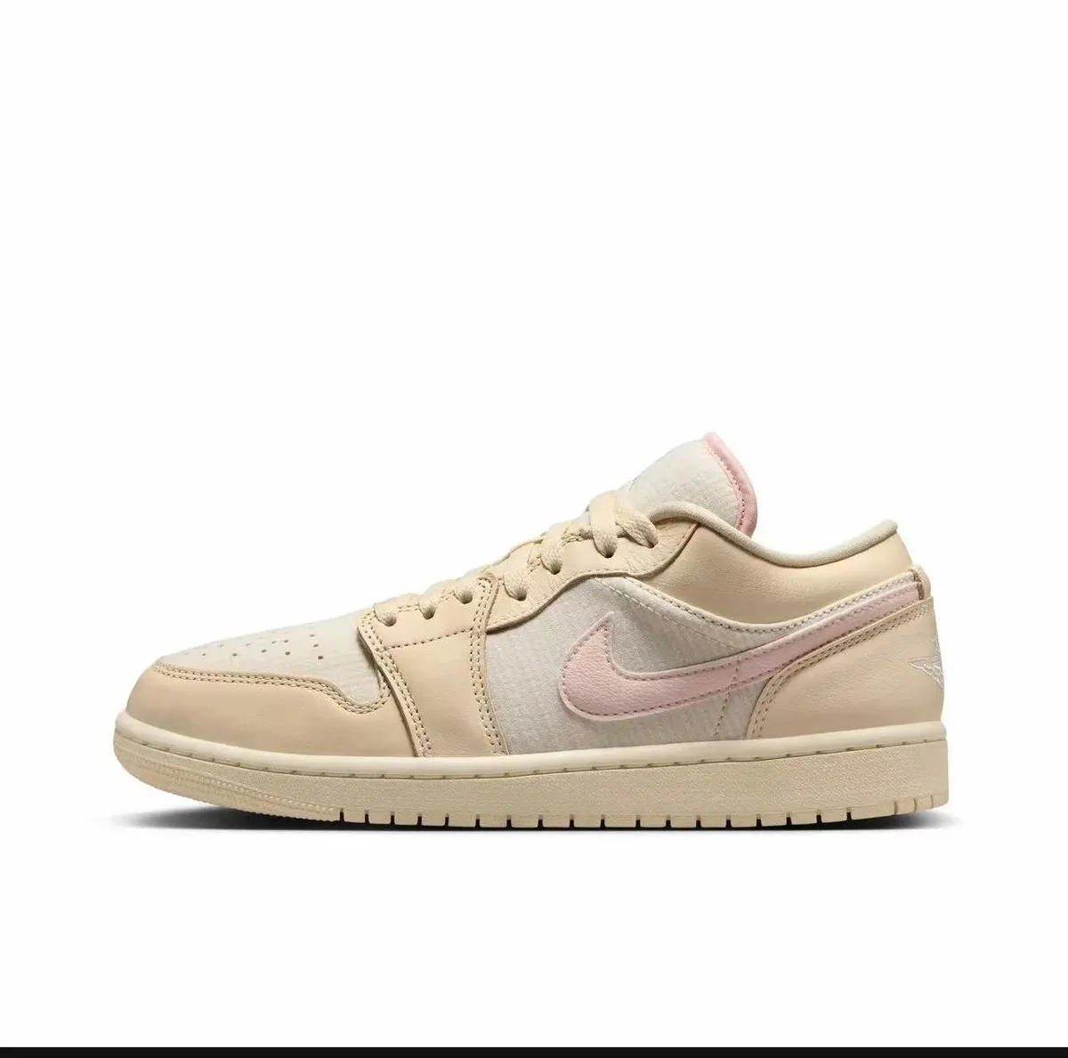 Nike Air Jordan 1 Low 'Sail/Pink' Sneakers