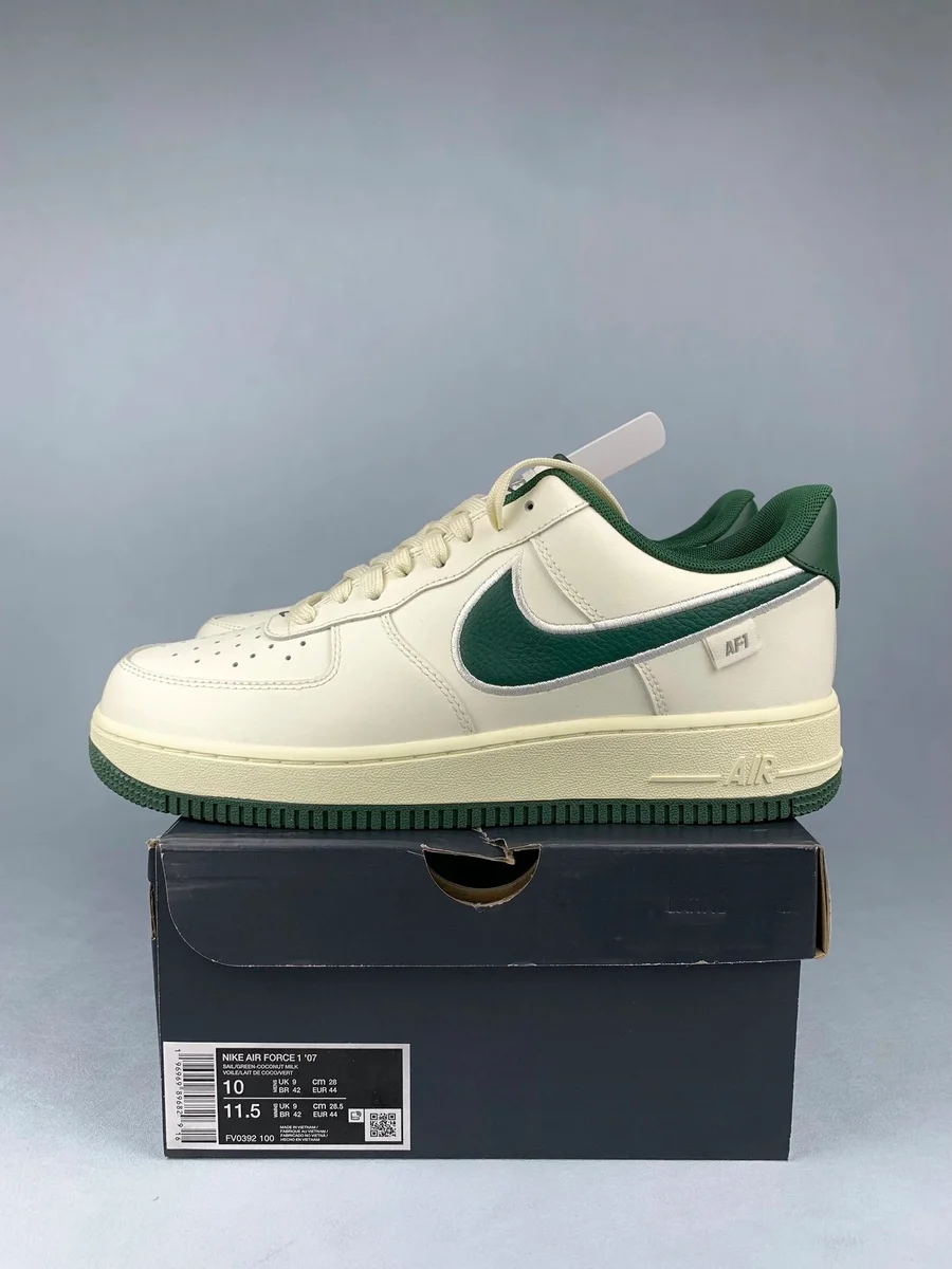 Nike Air Force 1 '07 Sail/Forest Green Sneakers