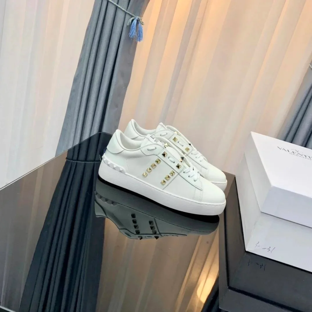 Valentino Rockstud White Leather Sneakers