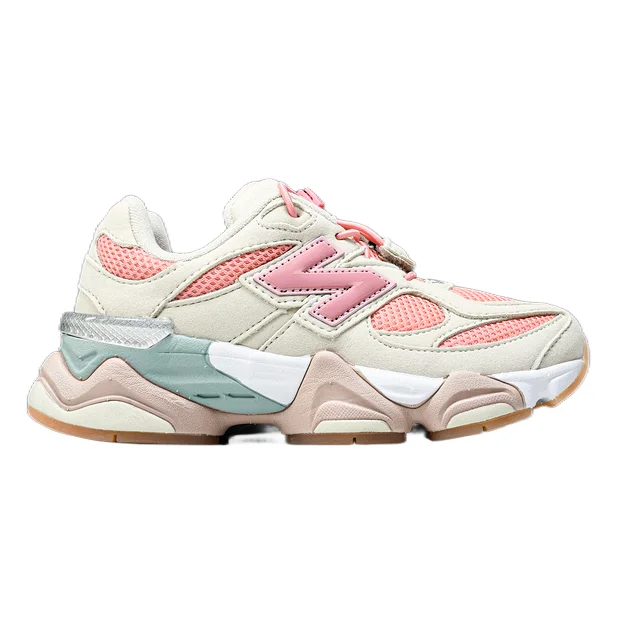 New Balance 900 Pink & Beige Sneakers