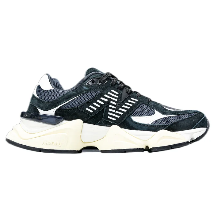 New Balance 900 MT1000 Black/White Sneakers