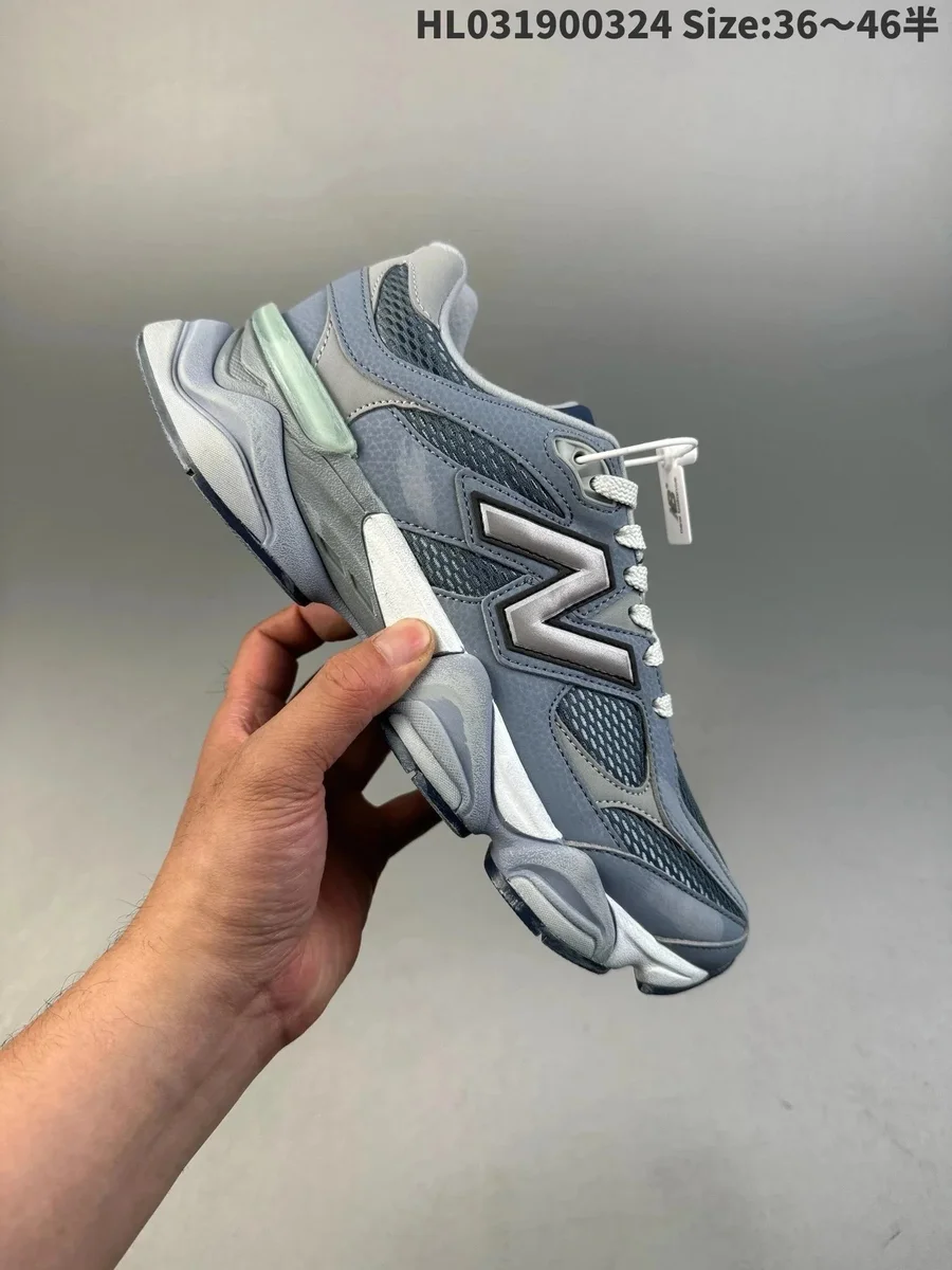 New Balance 900 ML900 Grey/White Sneakers