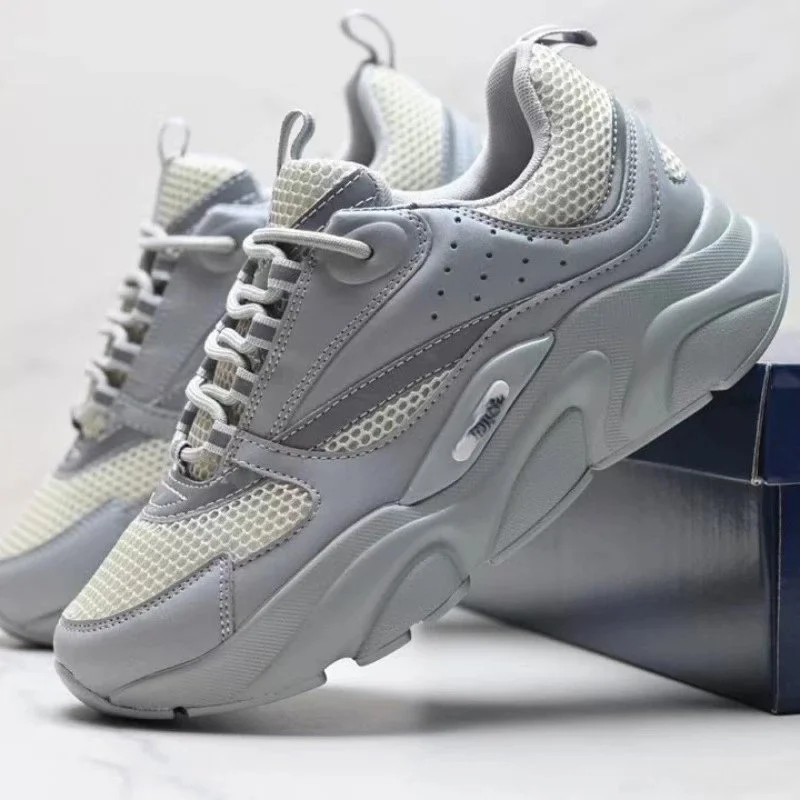 Unisex迪加奥浅灰 Sneakers