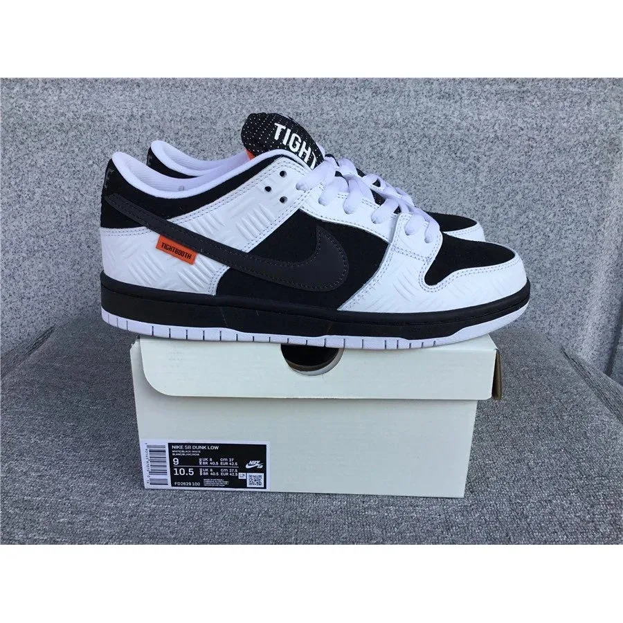 Nike Dunk Low Triple Black White Sneakers