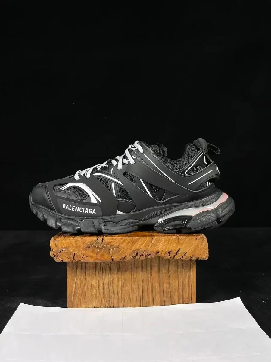 Balenciaga Track.3.0 Black/White Sneakers