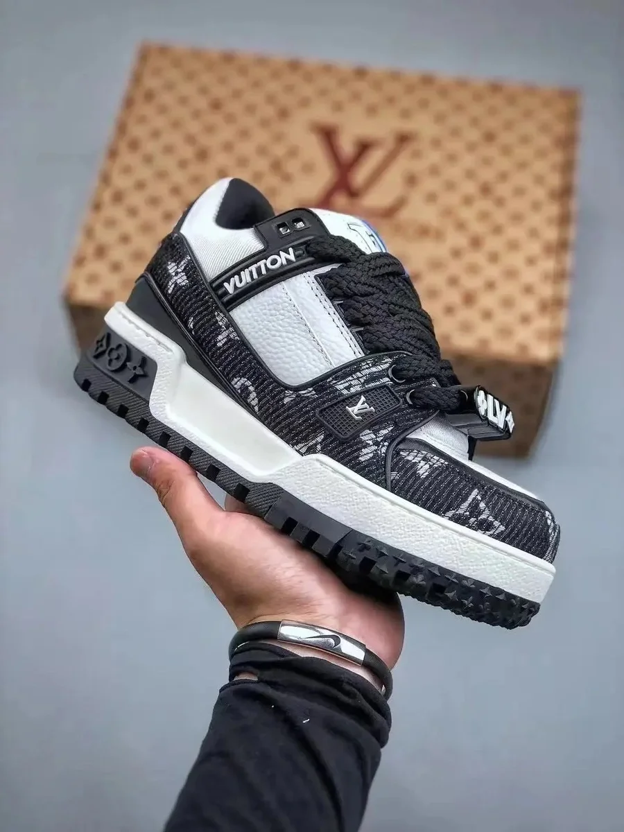Louis Vuitton LV Trainer Black/White Sneakers