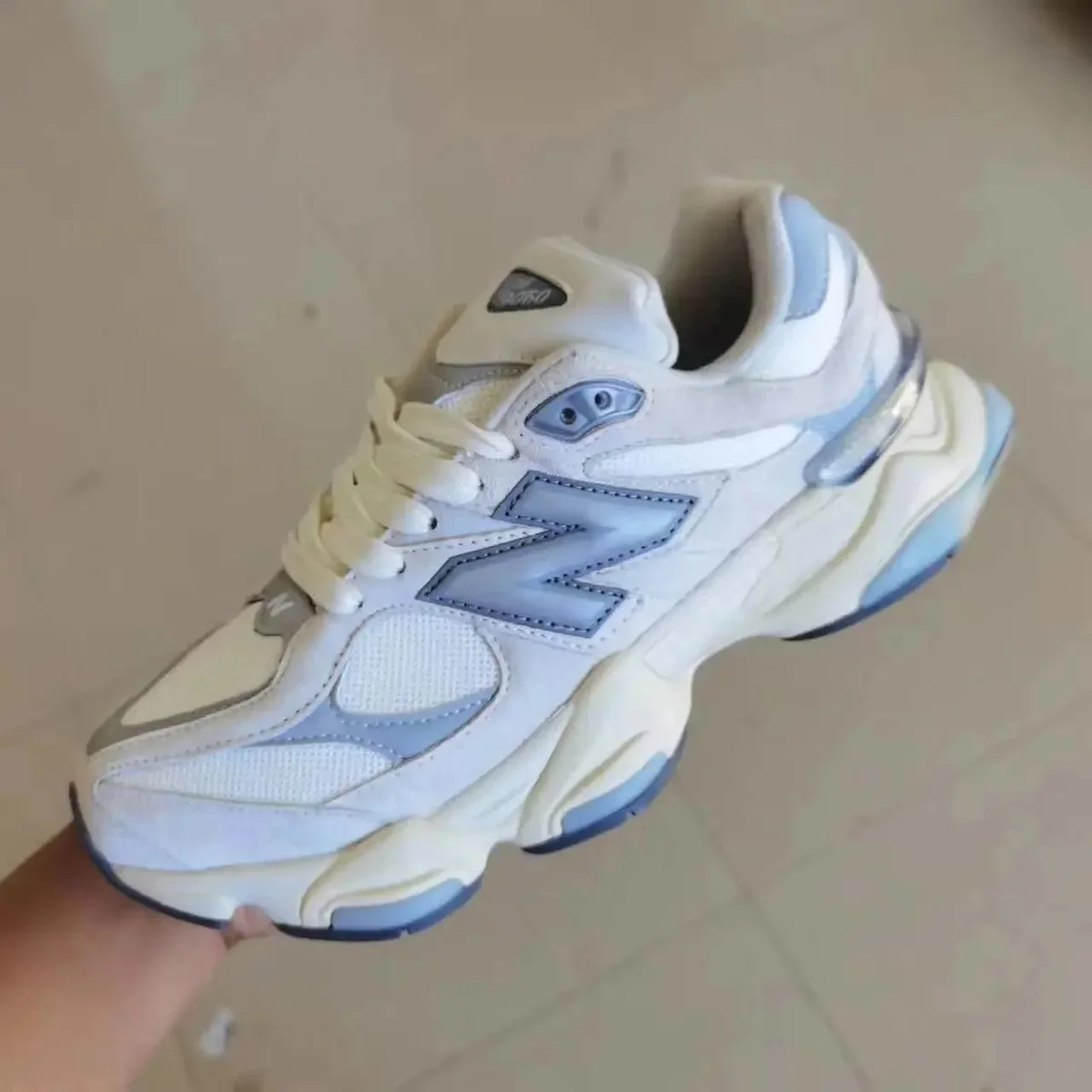 New Balance 900 Fresh Foam White/Light Blue Sneakers