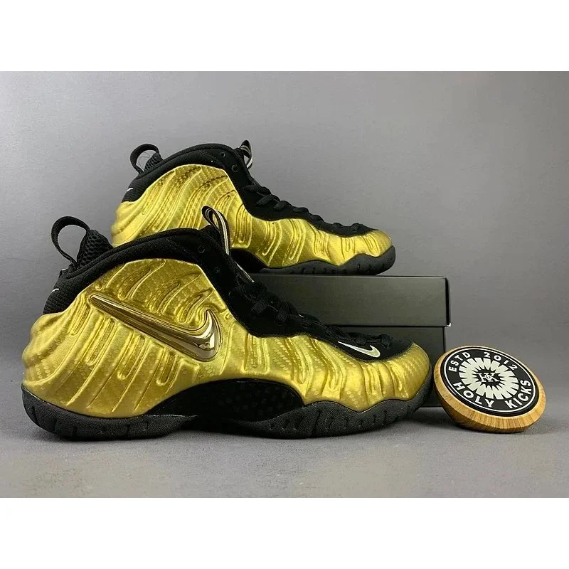 Nike Air Foamposite One Gold Metallic Sneakers