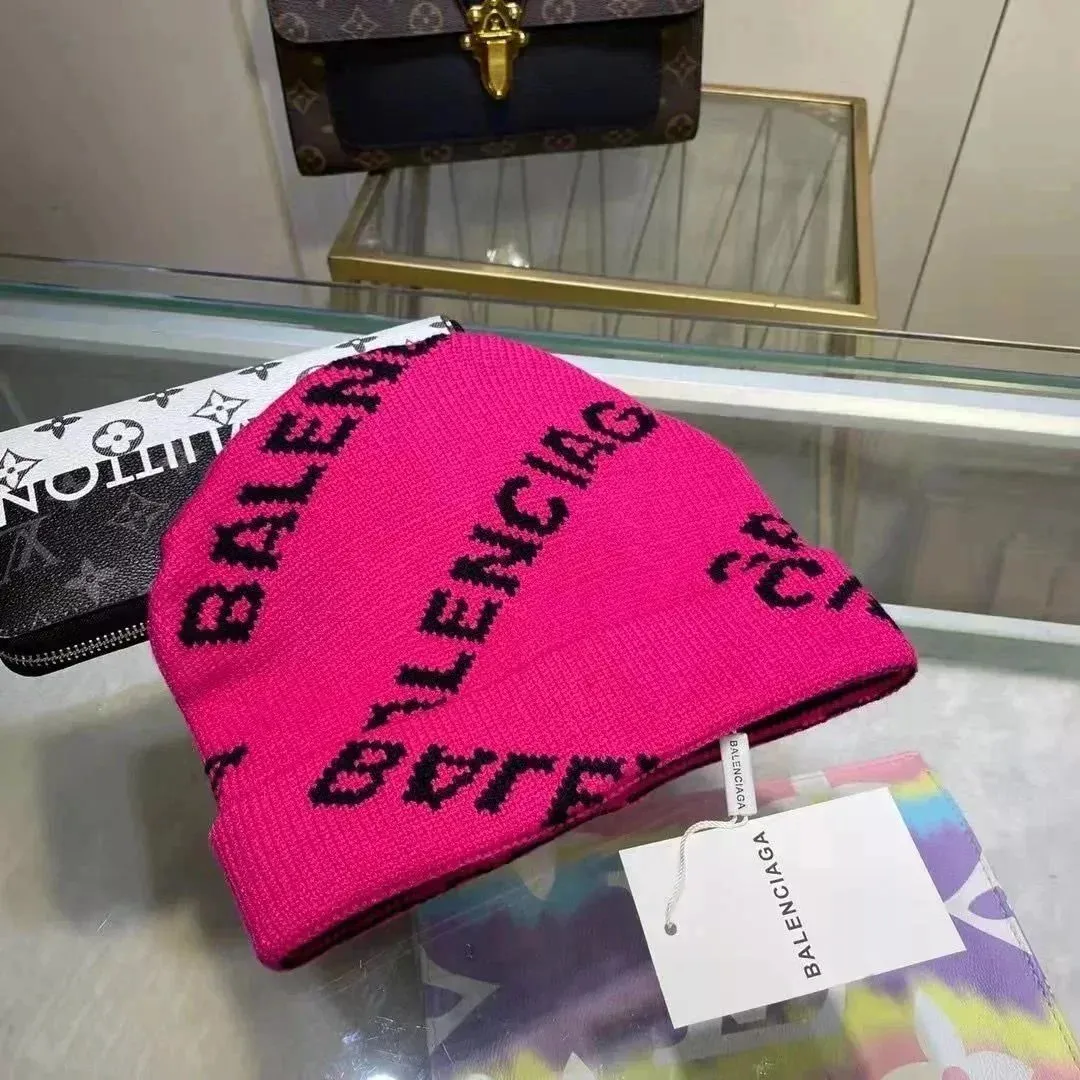 Balenciaga Pink BALENCIAGA Logo Beanie