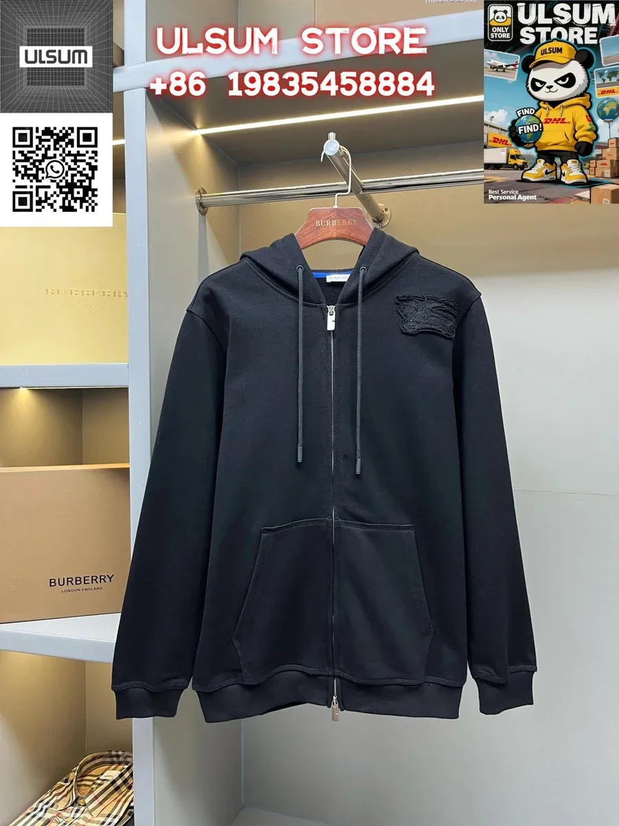 Burberry Burberry Black Hoodie with Embroidered Patch Black - 1