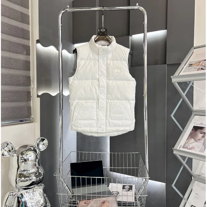Canada Goose Chilliwack White Puffer Vest
