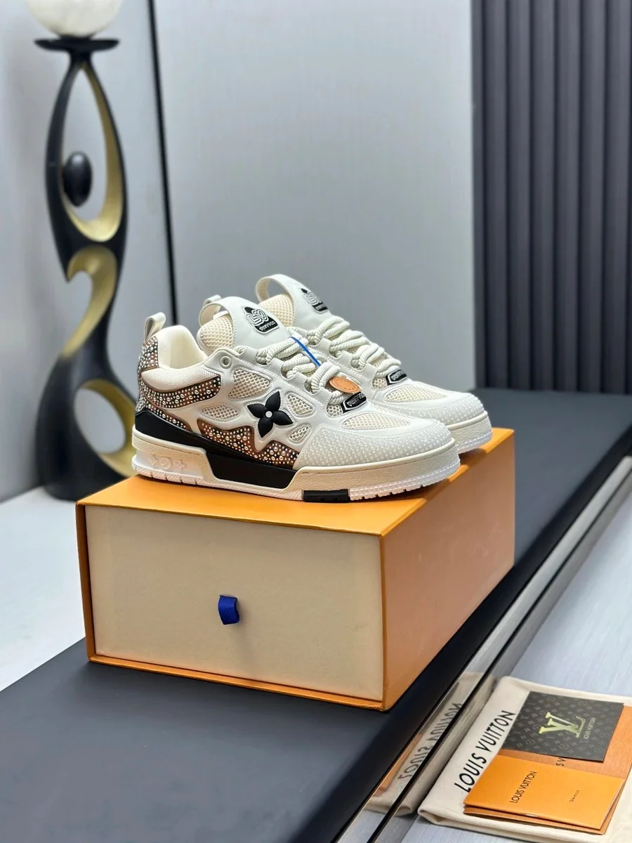 Louis Vuitton LV Trainer White Flower Sneakers
