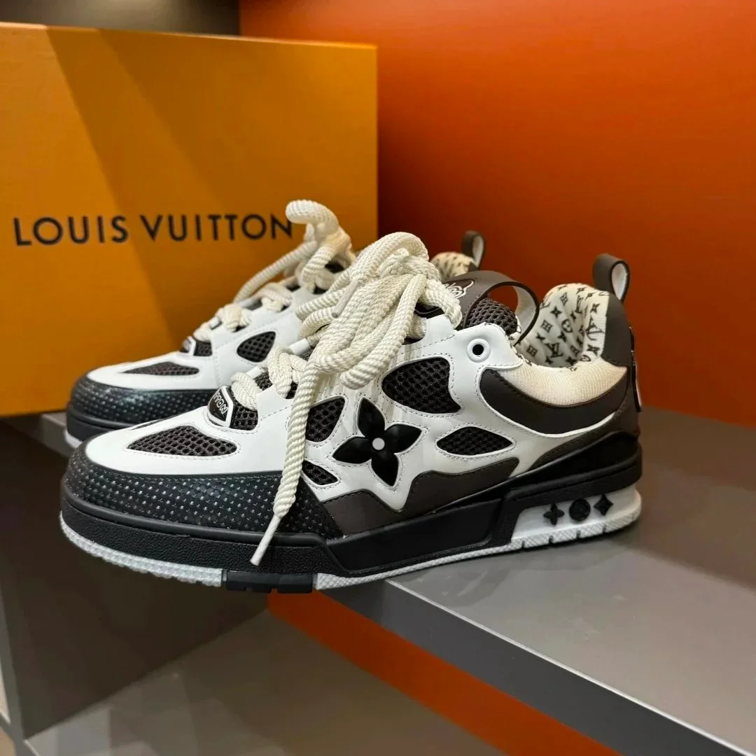 Louis Vuitton LV Trainer Monogram White/Black Sneakers