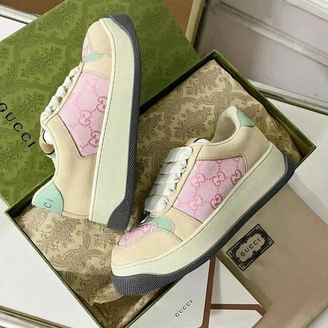 Gucci Runners GG Monogram Beige/Pink Sneakers