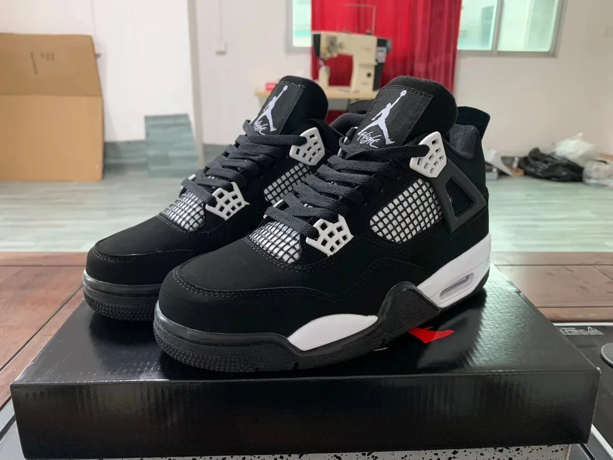 Nike Air Jordan 4 Black/White Sneakers