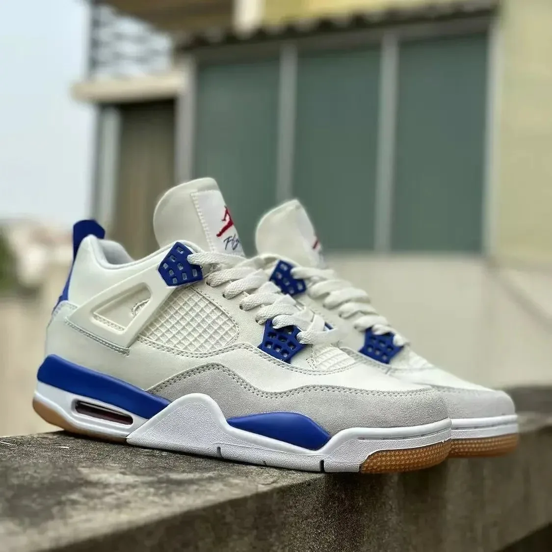 Nike Air Jordan 4 'Military Blue' Sneakers