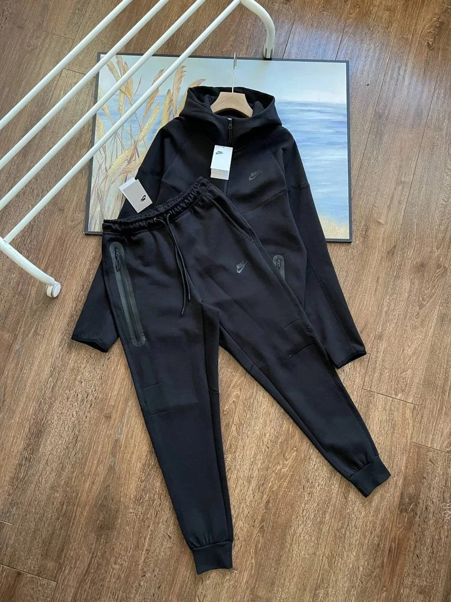 Nike Tech Fleece Black Tracksuit Set