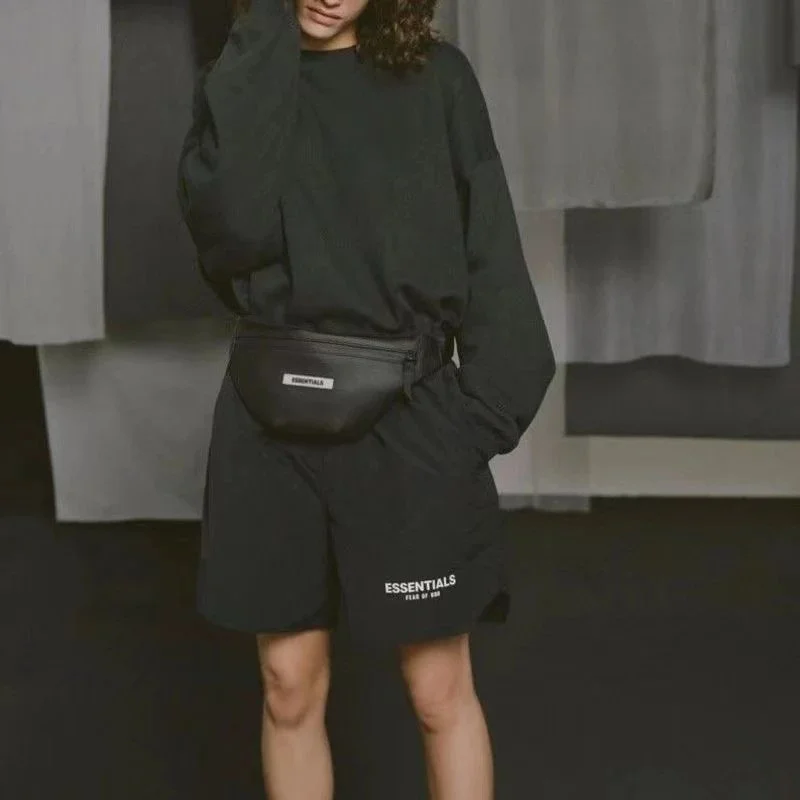Fear of God Essentials 36速干裤 Black Shorts