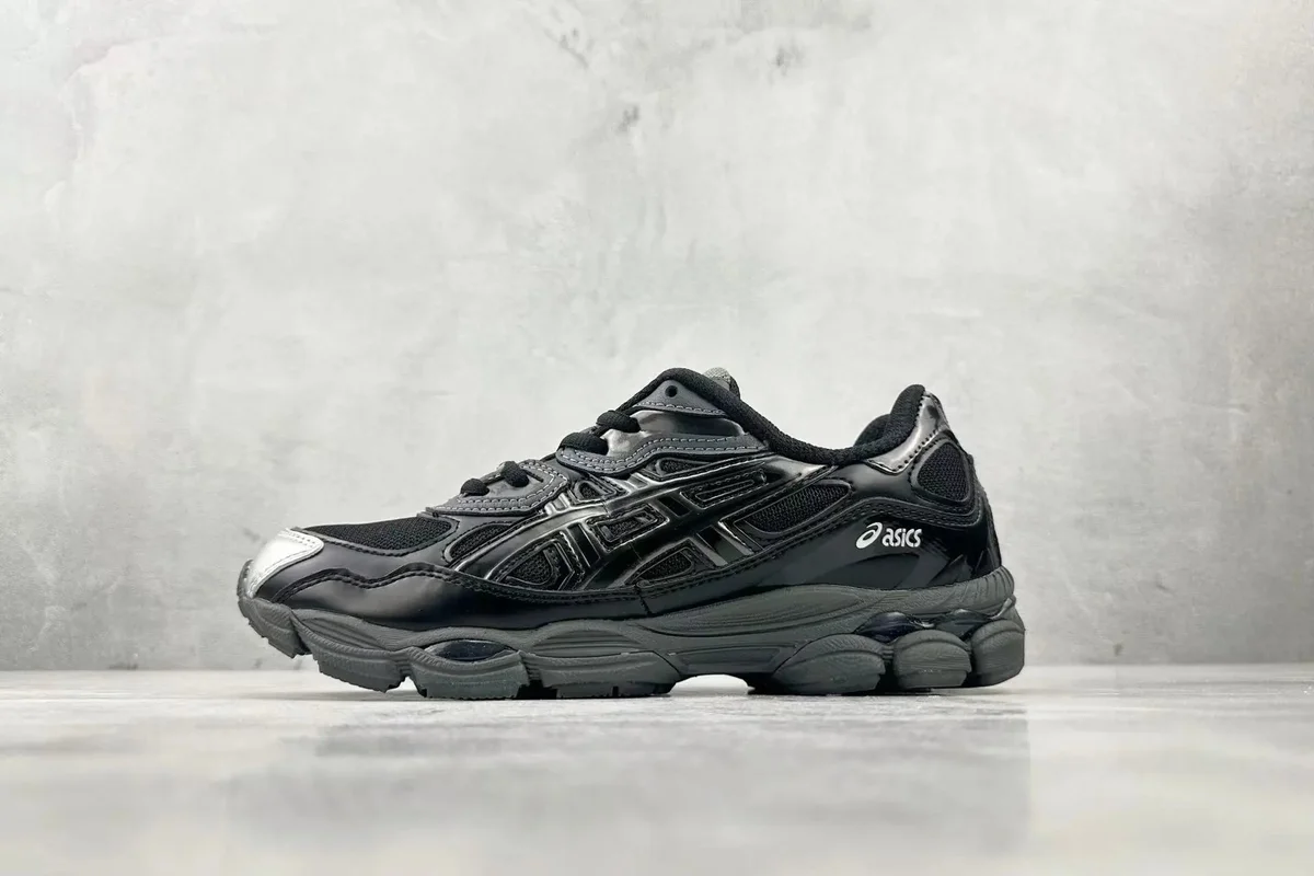 ASICS Gel-Kahana Triple Black Sneakers