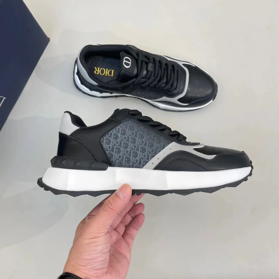 Dior Air Force 1 Black/White Sneakers