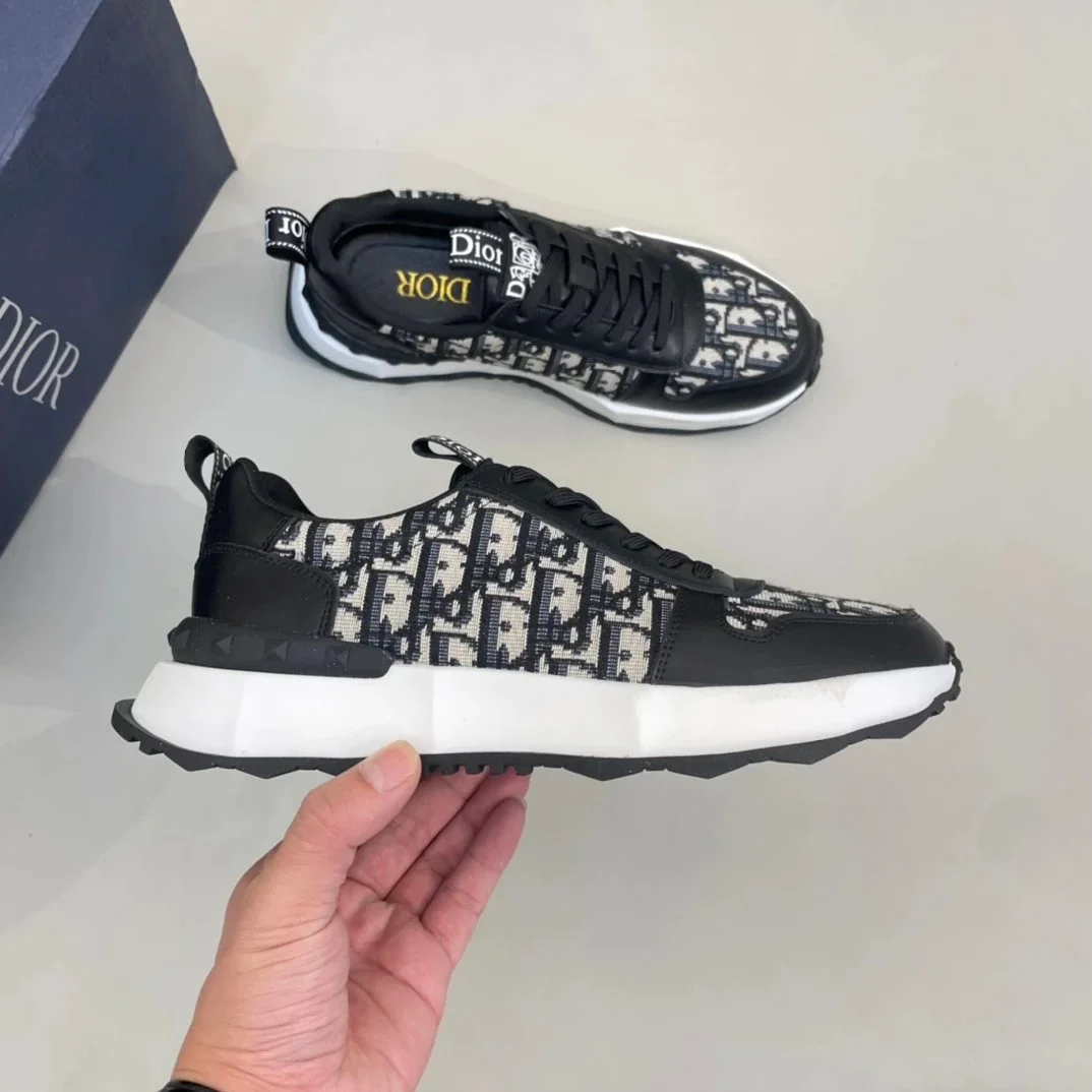 Dior Dior Book Tote Black/White Sneakers