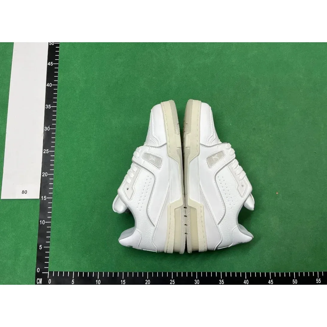 White Leather Sneakers Model 2