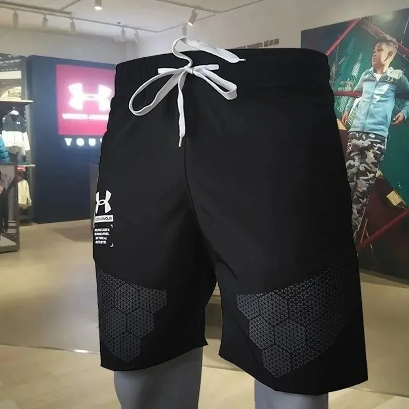 Under Armour Black Solid Shorts