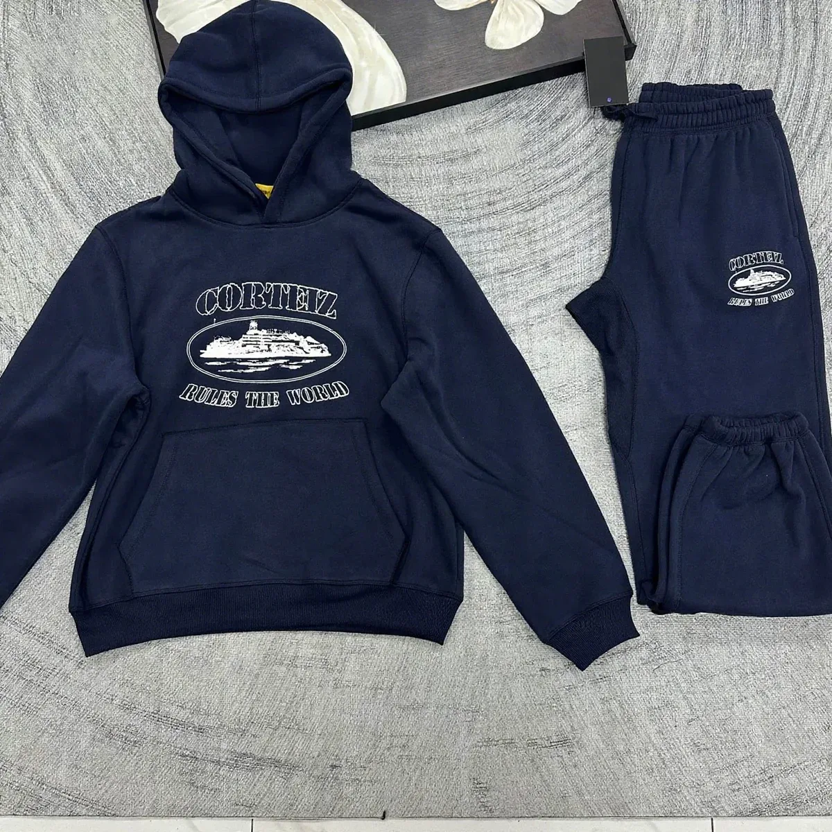 Corteiz Rules The World Hoodie & Sweatpants Set