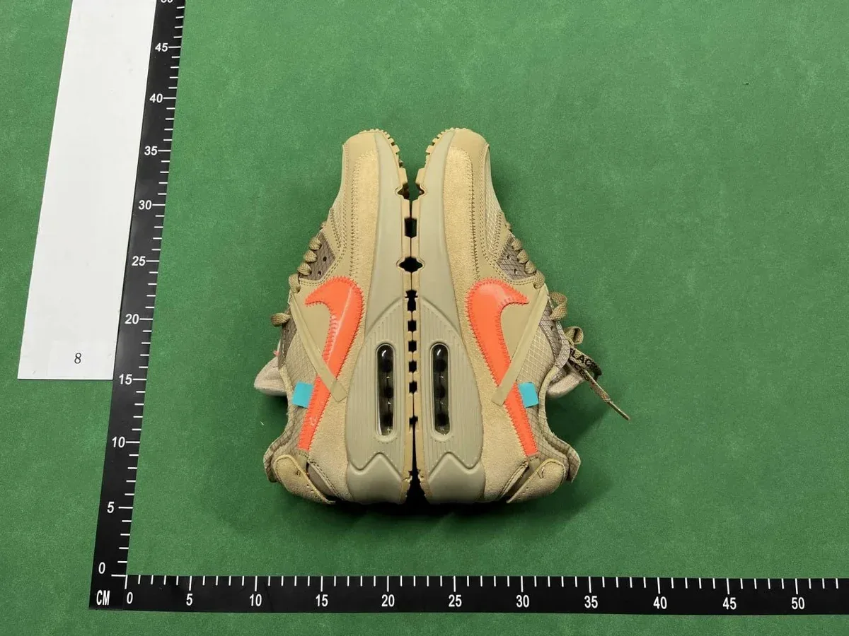 Nike Air Max 90 Sail/Orange Sneakers